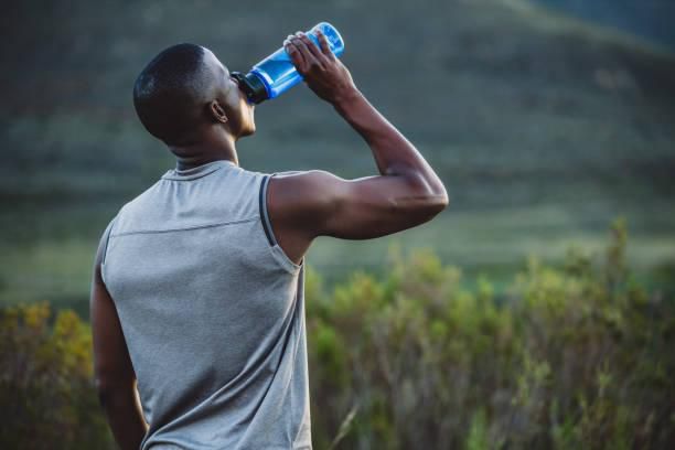 Drinking an adequate amount of water daily helps to maintain the skin's moisture balance, improve elasticity, and promote a plump and firm complexion. [Credit: istockphoto]