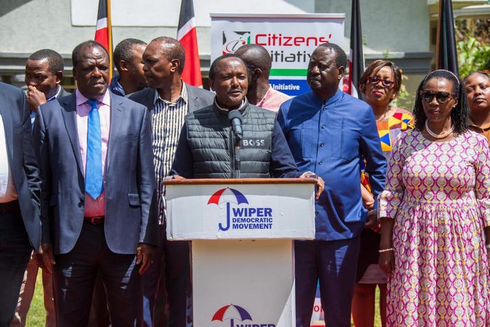 Kalonzo Musyoka and other Azimio leaders addressing the press