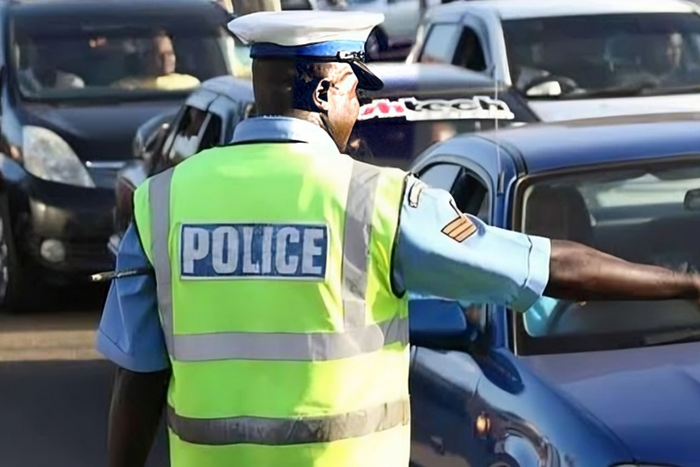 File image of a traffic police officer manning traffic on a road in Nairobi. [Ma3 Route]