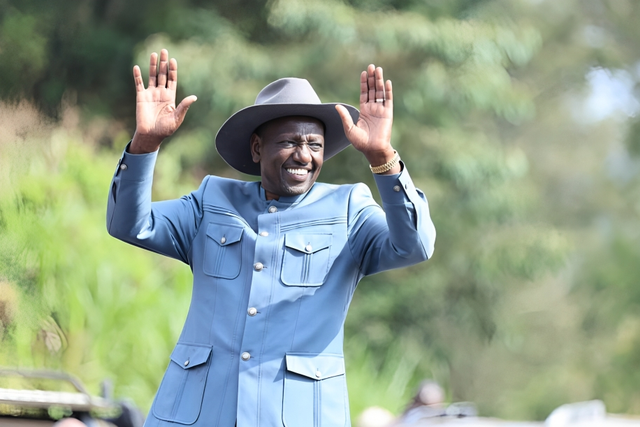 President William Ruto greets a crowd during his working tour of Mt Kenya region