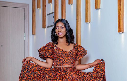 Diana Bahati posing for a photo
