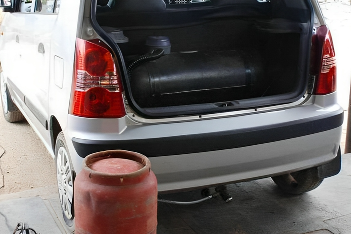 A car fitted with cooking gas cylinder
