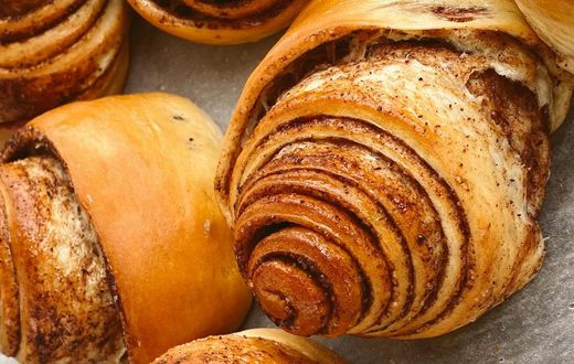 Cinnamon rolls [Image Credit: Valeriya Kobzar]