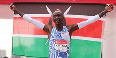 Kelvin Kiptum won the 2023 Bank of America Chicago Marathon with a time of 2:00:35