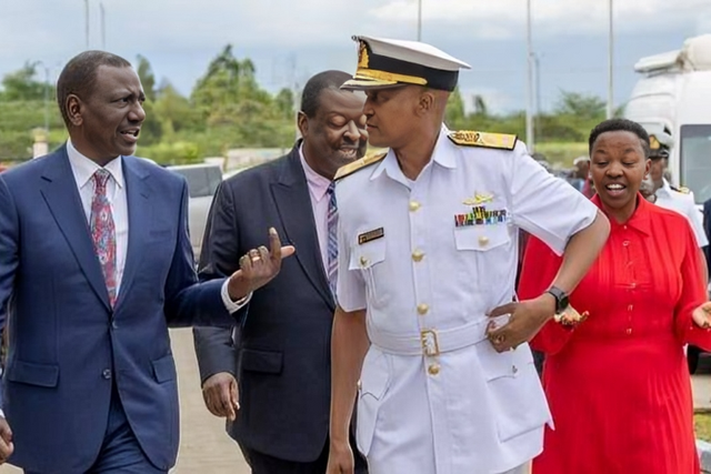 President William Ruto with General Charles Muriu Kahariri at a previous function