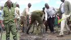 ‘Leave me alone’ - President Ruto screams at his men for trying to save him from falling
