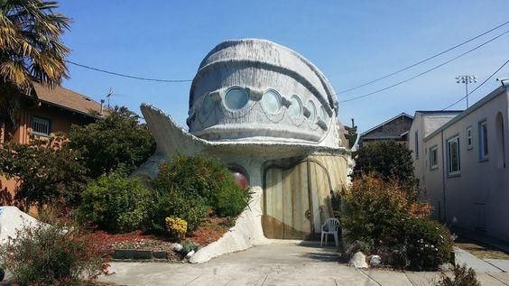 Tardigrade house in California [Atlasobscura]