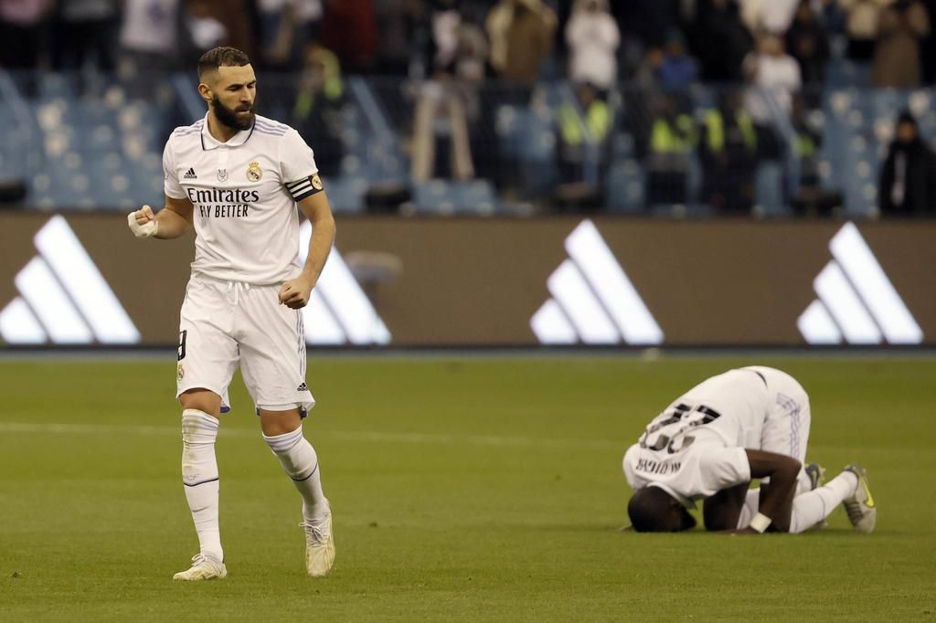Real Madrid's Karim Benzema reacts during the Spanish Super Cup semi-final soccer match between Real Madrid and Valencia CF at Riyadh's King Fahd International Stadium in Riyadh, Saudi Arabia on January 11, 2023.