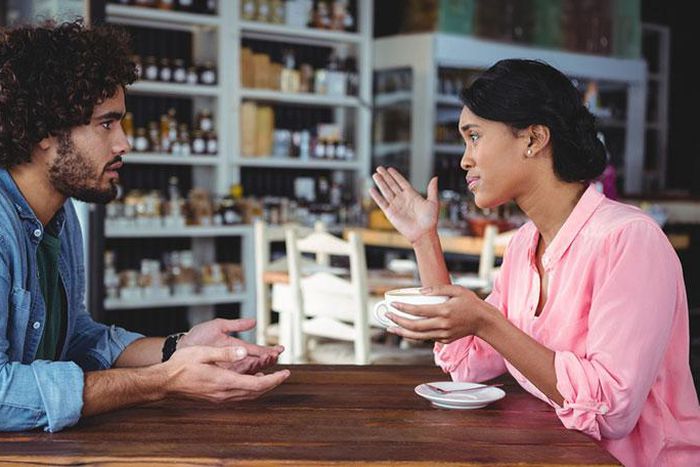 Arguing couple [Credit: LovePanky]