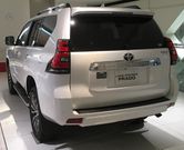 Toyota Land Cruiser Prado 2017 rear (cropped)
