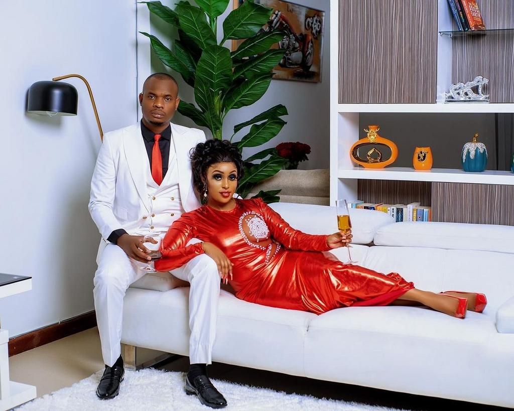 Amber Ray and fiancé Kennedy Rapudo ( Instagram)