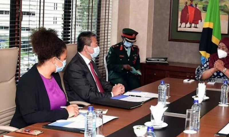 President Samia Suluhu Hassan of Tanzania  and UN Special Envoy Huang Xia