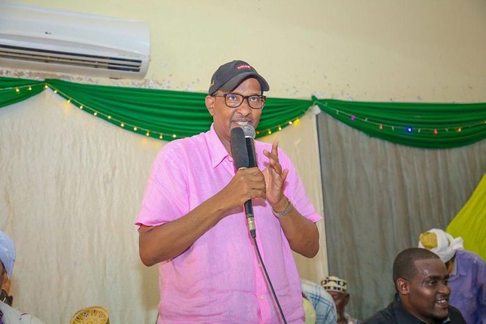 Defence CS Aden Duale tips UDA candidate Rtd Major Mohamed Barrow Dekow to win Garissa Township MP race on January 5, 2023