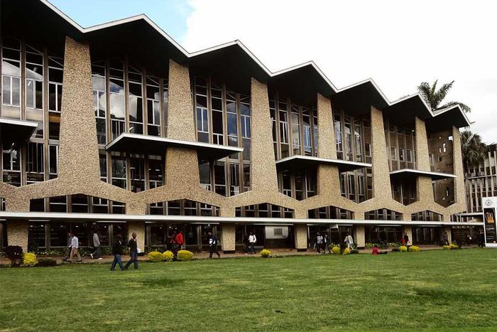 UoN administration block