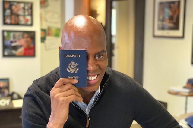 A person holding a U.S. passport