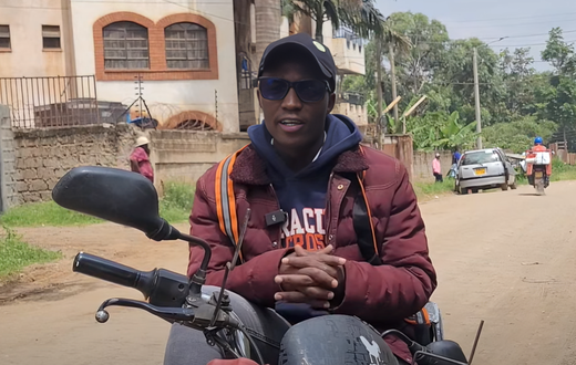 Simon Richoh, the voice behind the 'Karibia karibia customer' sim card advert