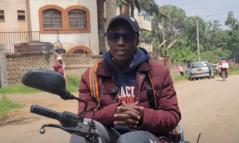 Simon Richoh, the voice behind the 'Karibia karibia customer' sim card advert