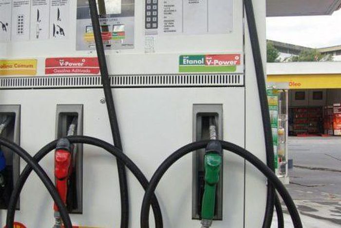These 5 fuel stations have decreased their fuel prices despite the weak performance of the Ghanaian cedi