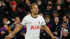 Harry Kane celebrates after opening the scoring for Tottenham against Crystal Palace on January 4, 2023.