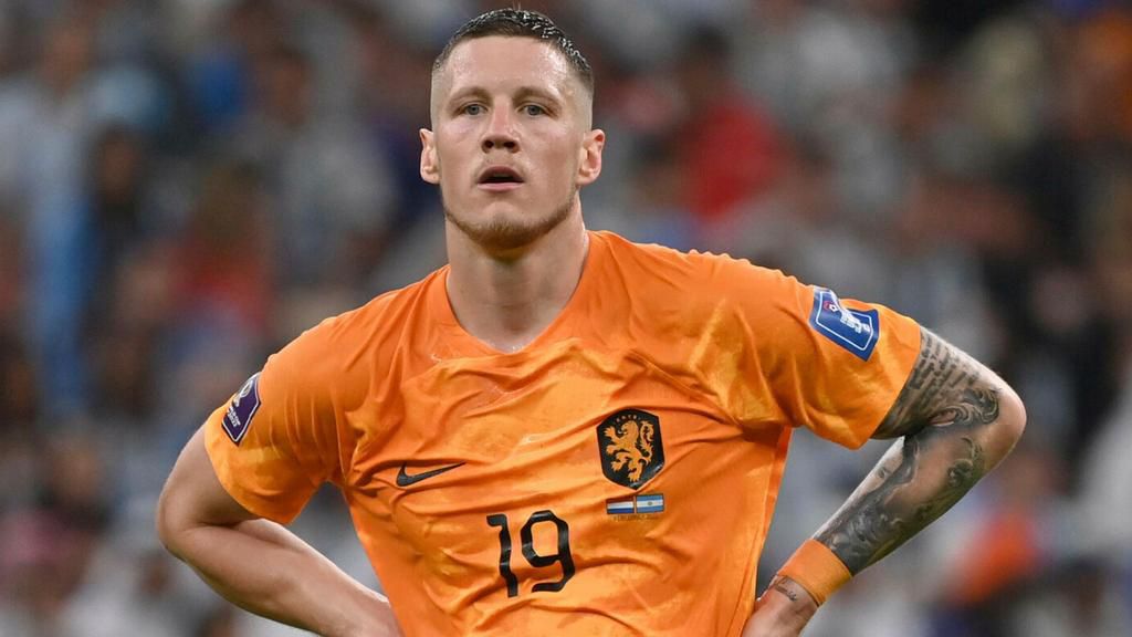 Wout Weghorst is closing in on a move to Manchester United