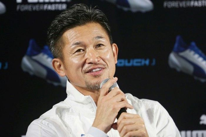 Former Japan striker Kazuyoshi Miura, who turns 50 next month, has renewed his contract with Yokohama FC, stretching his record as the oldest Japanese to play professional football