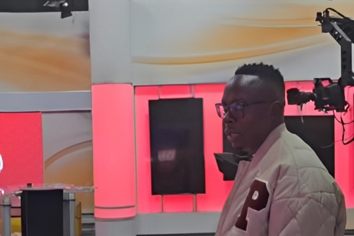 A screengrab image of Oga Obinna making his debut on 10/10 show on Citizen TV after replacing Willis Raburu