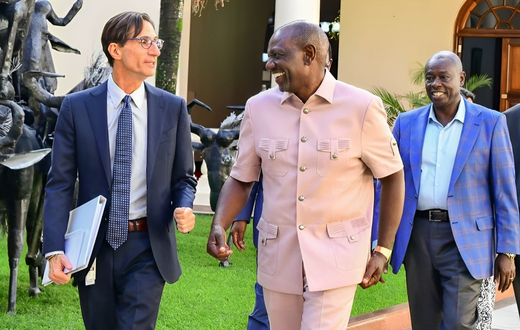 President William Ruto with World Bank Kenya Director Keith Hansen at State House, Nairobi