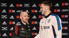 Erik ten Hag (left) and Wout Weghorst
