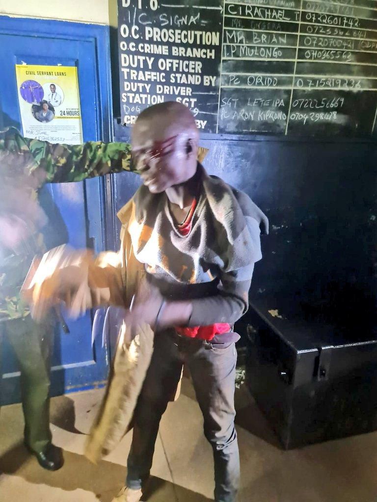 A rogue Police General Service Unit officer is in custody after he was cornered by members of the public in a violent robbery on February 3, 2024.