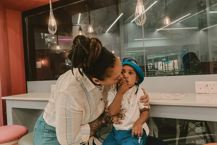 Nazizi Hirji and jer son Jaz