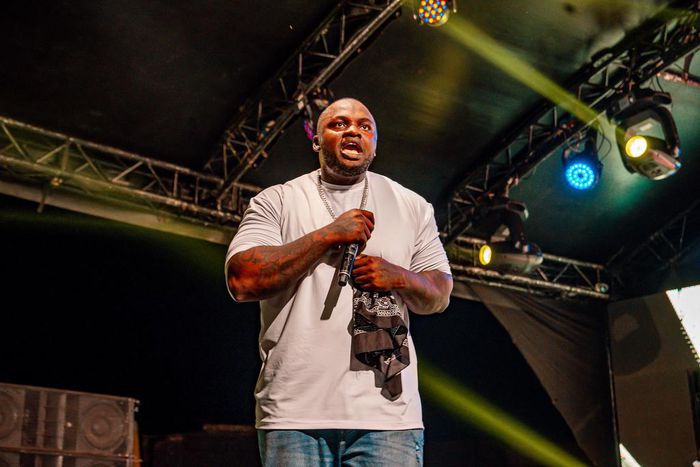 Khaligraph Jones was one of the headlining acts at the Tusker OktobaFest Kisumu, delivering a signatureelectrifying performance.