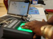 A voter's biometric being collected during an IEBC registration process (Twitter)