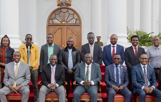 President William Ruto (2nd from left), DP Rigathi Gachagua, Eddie Butita (behind DP Gachagua) and other content creators and government officials at State House on June 2, 2022.