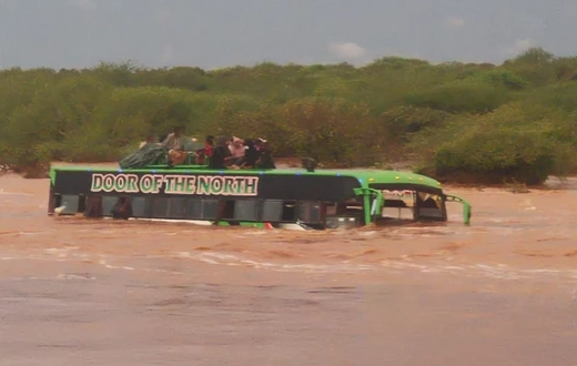 Passengers aboard a Nairobi-bound bus had their journey cut short after the vehicle was submerged in flood waters in Tula area along the Garissa- Mwingi road on Tuesday morning.