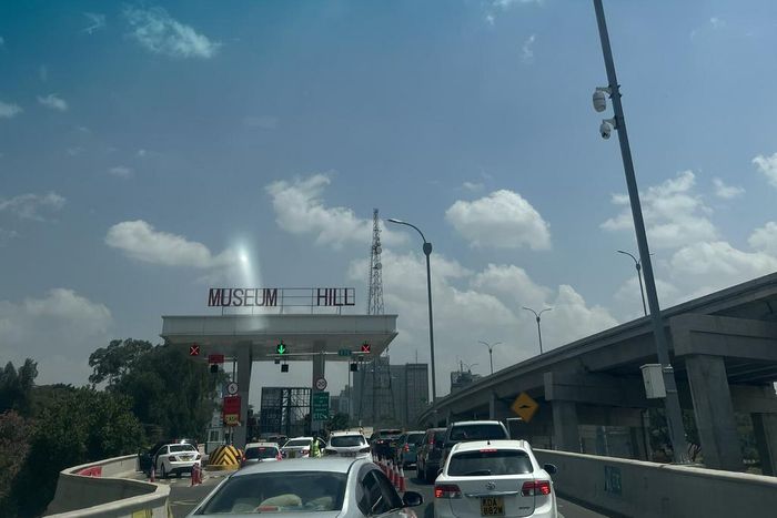 Cars on Nairobi Express Way