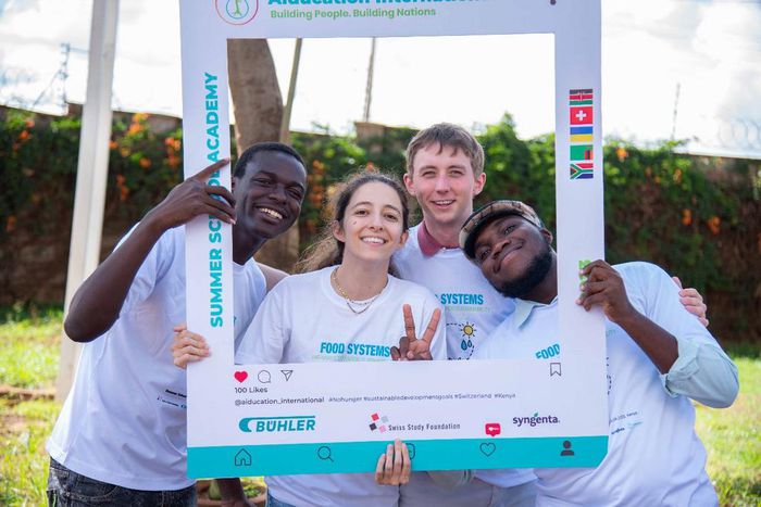 Left to right: Tony Blair (Baobab co-founder), Susana Tavares, Benedikt Oeschger and George Mwangolo during Aiducation's summer school program