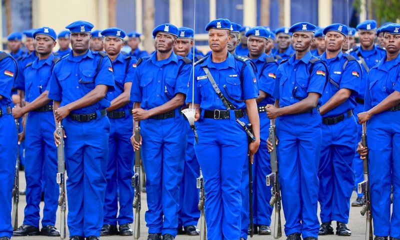 National Police Service officers in a previous parade