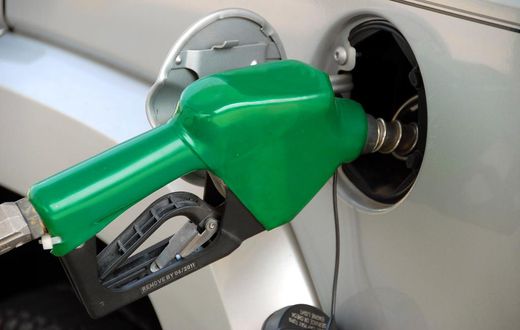 Fueling a car
