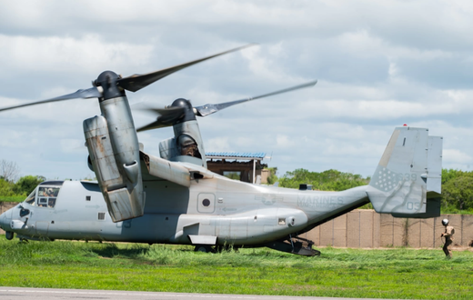 An MV-22 Osprey lands at Magagoni Airfield, Kenya on April 10, 2024. Photo by Senior Airman Kevin Nious