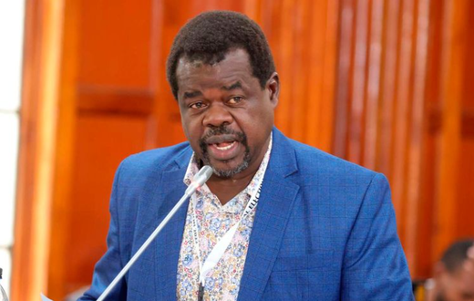 Busia Senator Okiya Omtatah in court