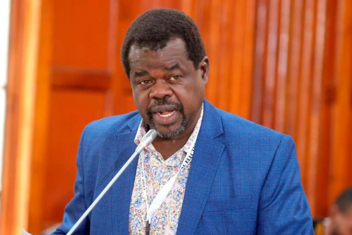 Busia Senator Okiya Omtatah in court