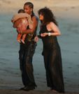 Rihanna reveals sons face after 7 months