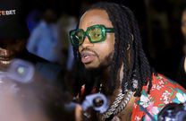 Diamond Platnumz speaking to press at Entebbe Airport