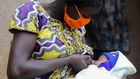 Image of a Kenyan mother breastfeeding her child (UNICEF Kenya)