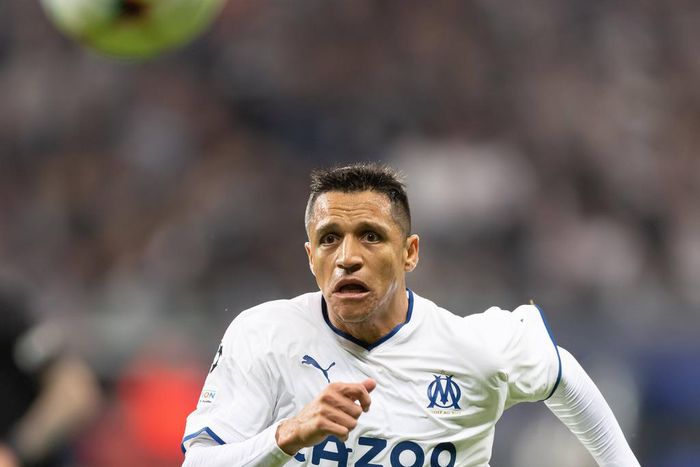 Alexis Sanchez of Marseille in action against Eintracht Frankfurt in the UEFA Champions League on October 26, 2022.