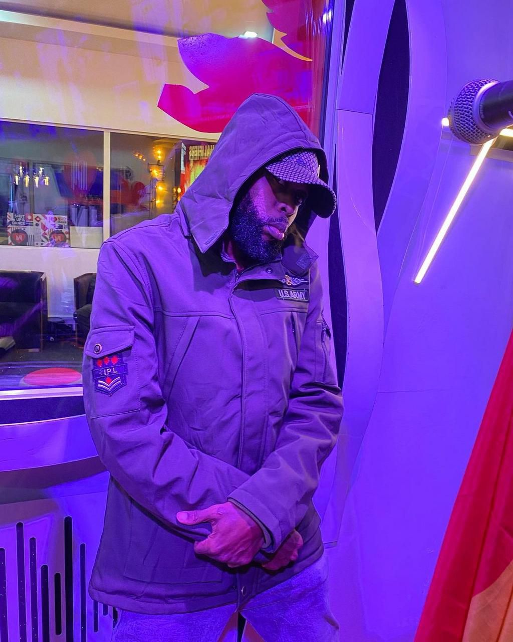MC Fullstop on Radio