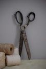 The dreaded right-handed scissors [Pinterest]