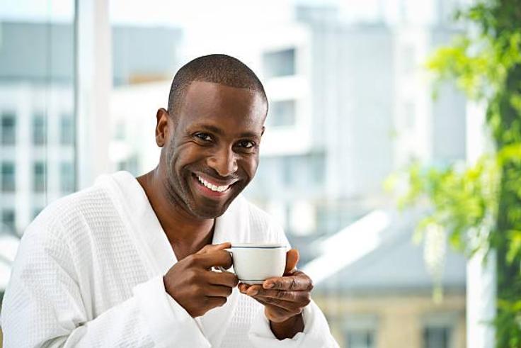 8 Easy ways to give yourself  a spa treatment at home