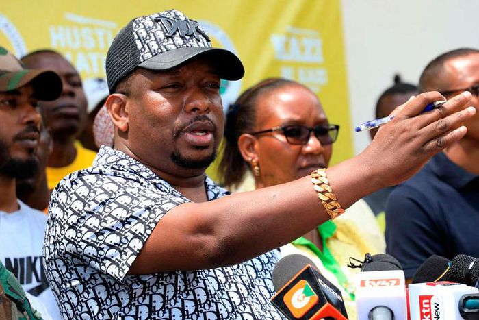Former Nairobi Governor Mike Sonko addressing the media at Hustler Centre in Mombasa on 1st August 2022.