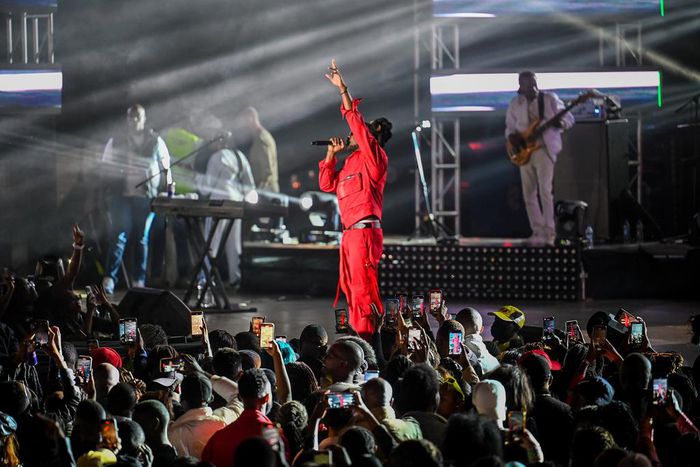 Nyashinski performing at the Walker Town Festival